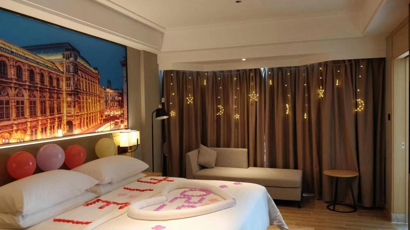 Venus International Hotel (Wuzhou)