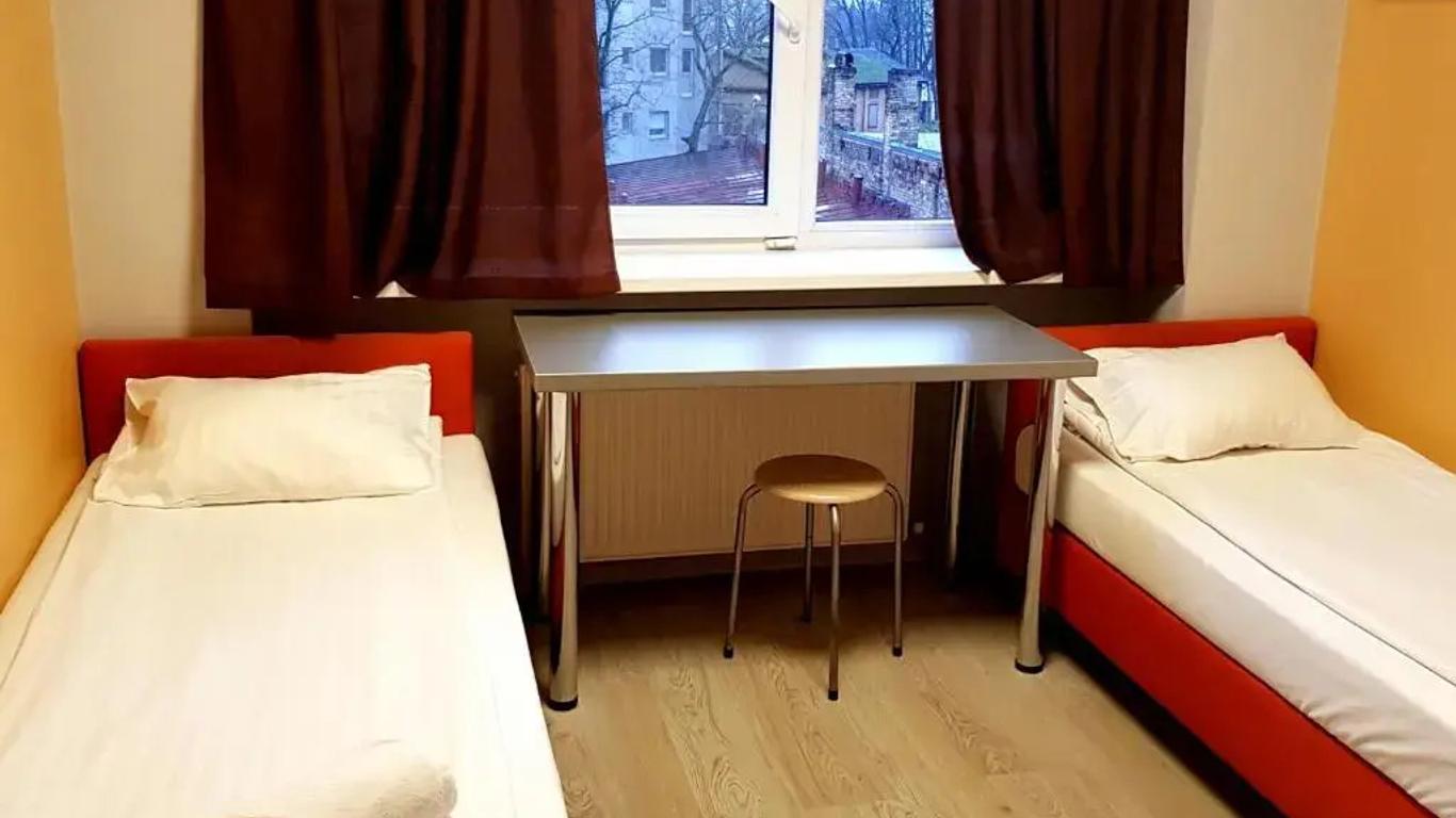 Bridge Hotel