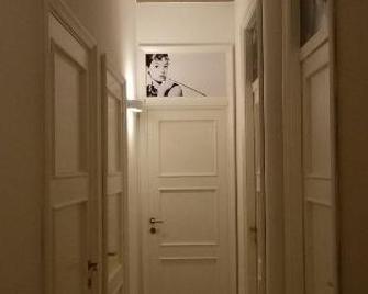 Almaran Bed & Breakfast - Trapani - Gang