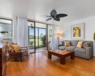 Pristine Location In Turtle Bay Near Bea - Kahuku - Sala de estar