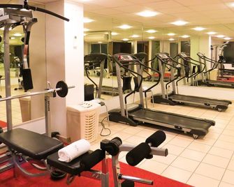 Logis Hôtel La Fauceille - Perpiñán - Gym
