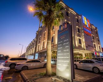 Ewaa Express Hotel - Gaber - Riyadh - Building