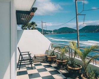 Orchid Hotel And Spa Kalim Bay - Patong - Parveke