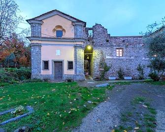 Un'ottima Annata B&B - Podenzana - Edificio