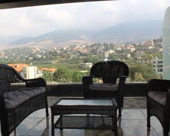 Barouk View Hotel - Barouk - Patio