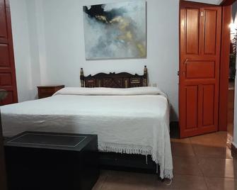 Posada de San Agustin - Pátzcuaro - Phòng ngủ