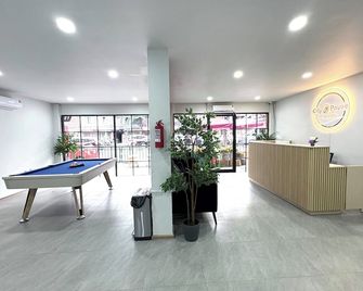 City Pause Hostel - Bang Kruai - Front desk