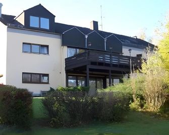Hotel Haus Salzberg garni - Schleiden - Budova