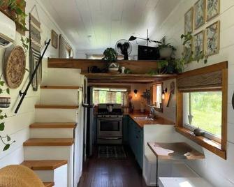 The Lily Pad - Bush - Cocina