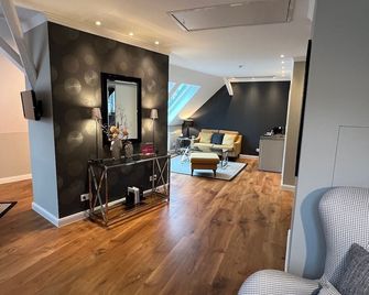 Boutique-Hotel Moseltor - Traben-Trarbach - Sala de estar
