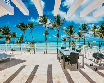 Dream Punta Cana Beachfront Apartment - 4-Bedroom Penthouse With Rooftop Bbq & Ocean Views - Punta Cana - Plaża