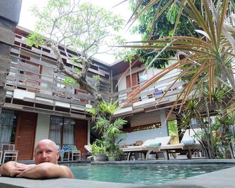 Semarandana Bedrooms and Pool - Denpasar - Piscina