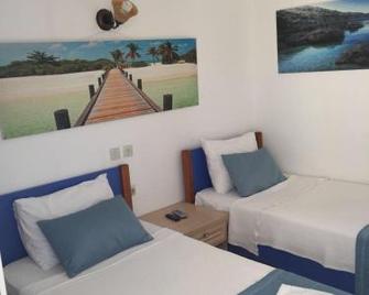Devran Pansiyon - Bodrum - Bedroom