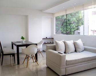 Apartamento Recién Remodelado, Ideal Para tu Estadía - Caracas