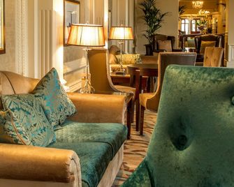 Old Swan Hotel - Harrogate - Lounge