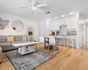 The Lookout - Perdido Key - Living room