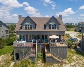 Gorgeous, Summer Paradise, Serenity Point Topsail Beach - 2br, 2.5ba - Topsail Beach - Edificio