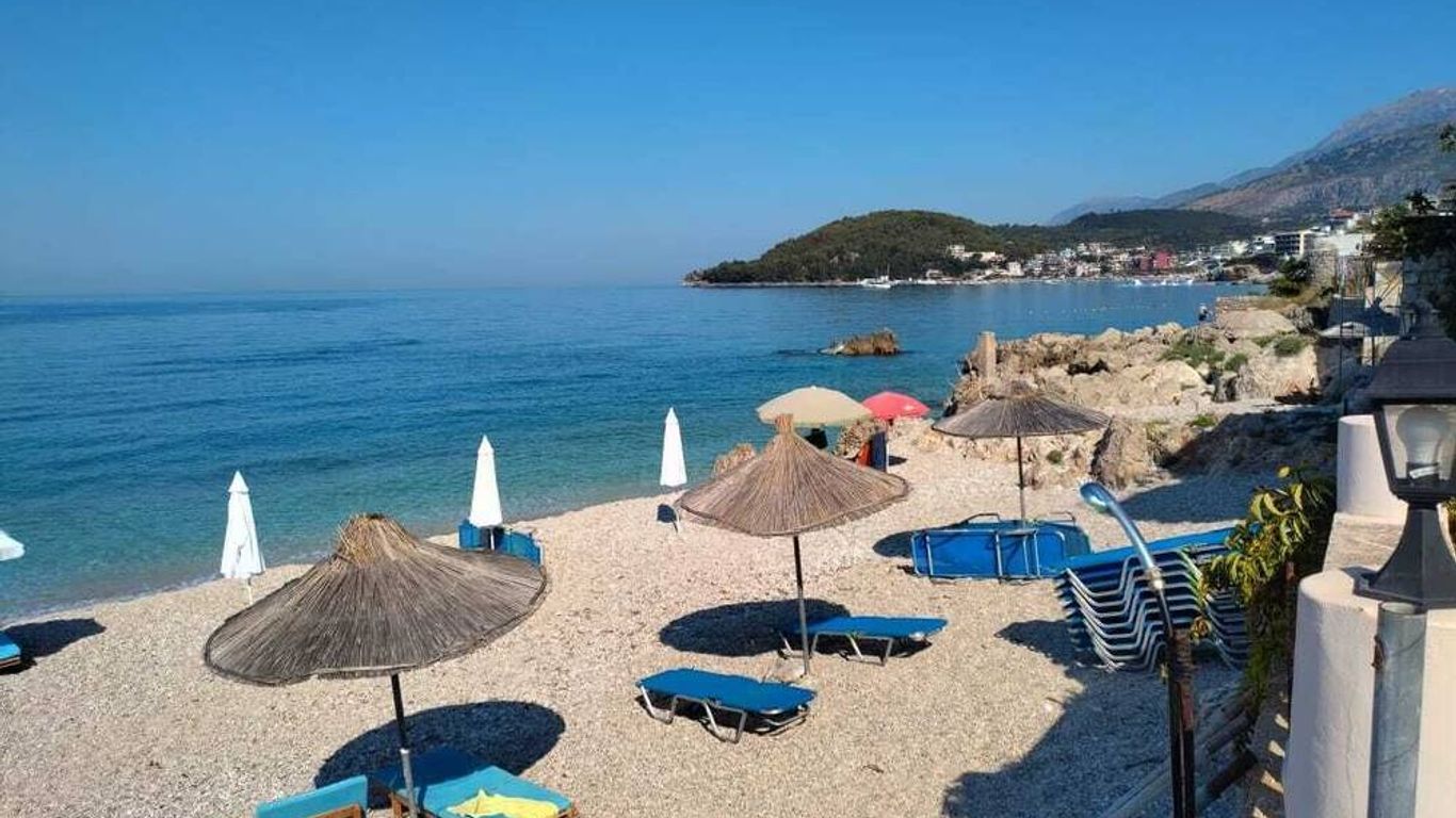 Magic Ionian Apartments & Rooms