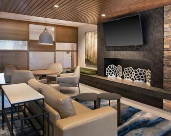 Fairfield by Marriott Inn & Suites Memphis Arlington - Arlington - Lounge