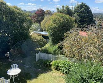Location! In the heart of Katoomba capturing the essence of the Blue Moutains - Katoomba - Priveliște în exterior