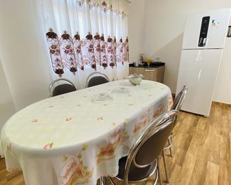 Exclusive! New house in Foz, at the entrance to the city with Wi-Fi! - Foz do Iguaçu - Dining room