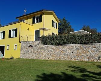 B&B Oasi Verde - Pignone - Budova