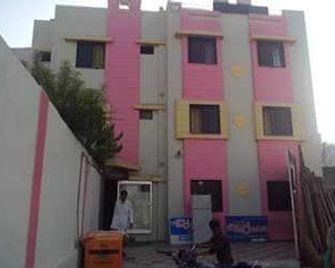 Hotel Shree Rudraksh - Somnāth - Edificio