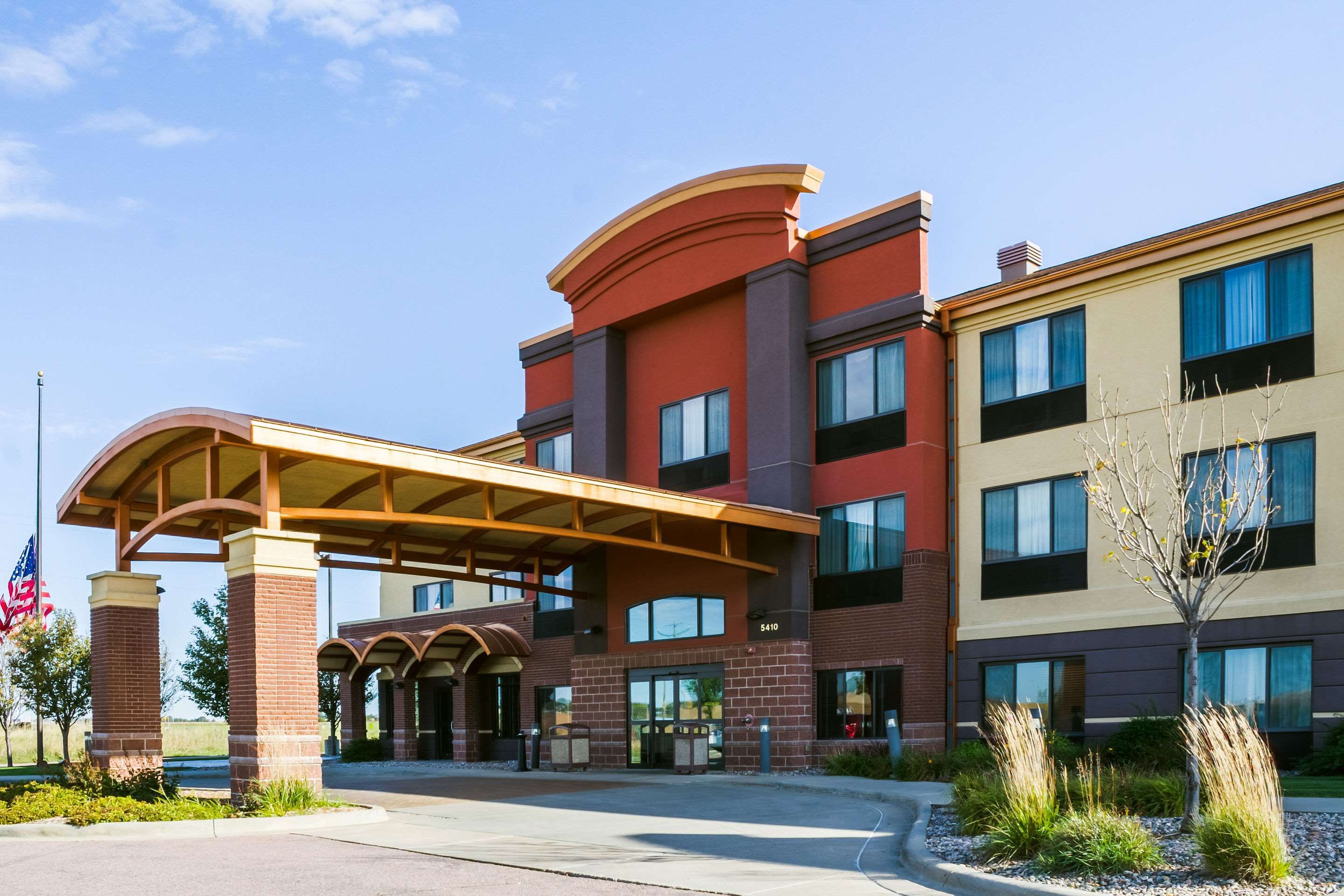Clarion Pointe Sioux Falls Airport - Sioux Falls - Building