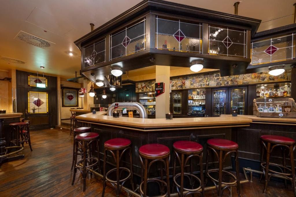 فليتشر هوتل ريستورانت أرنسبيرج سويرلاند