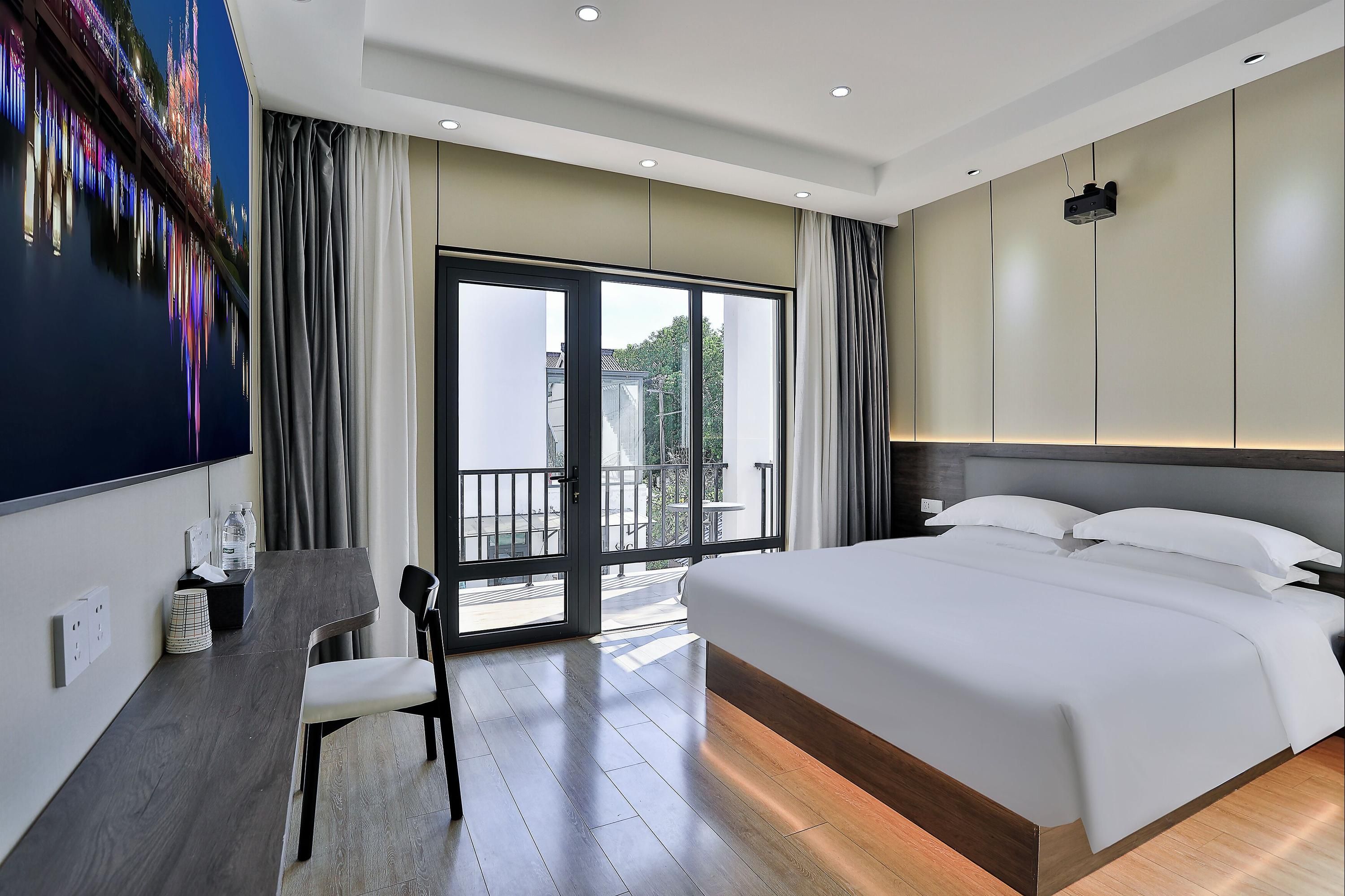 Yinshu Lunasvilla Courtyard Garden Resort Hotel - Shanghai