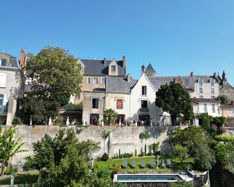Au Petit Thouars - Thouars - Bâtiment