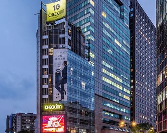 雀客旅館台北信義 - 台北市 - 建築