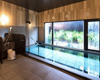 Hotel Route-Inn Osaka Kishiwada -Higashikishiwada Ekimae Kansai Airport- - Kishiwada - Piscina