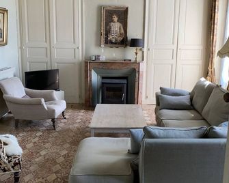 Large eclectic Maison Bourgeoise in heart of French Natural Park - Azay-le-Ferron - Living room
