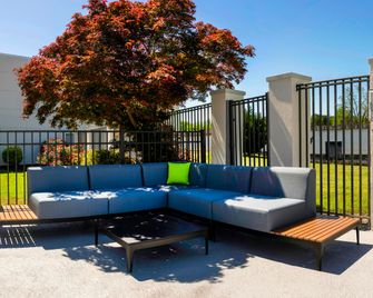 Hampton Inn Kinston - Kinston - Binnenhof