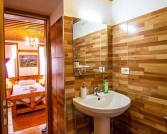 Hotel Bebej Tradicional - Gjirokastra