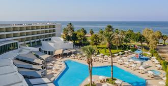Louis Imperial Beach - Paphos - Zwembad