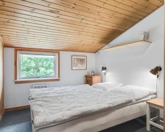 2 Bedroom Beautiful Home In Skjern - Skjern - Bedroom