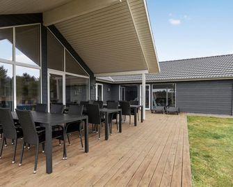 Lovely Home In Jerup With Sauna - Jerup - Patio