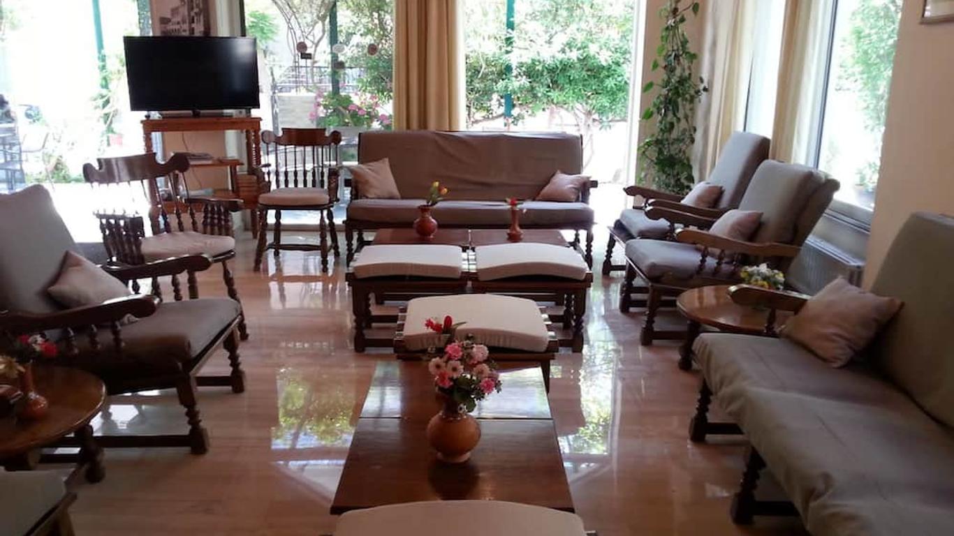 Karis Hotel