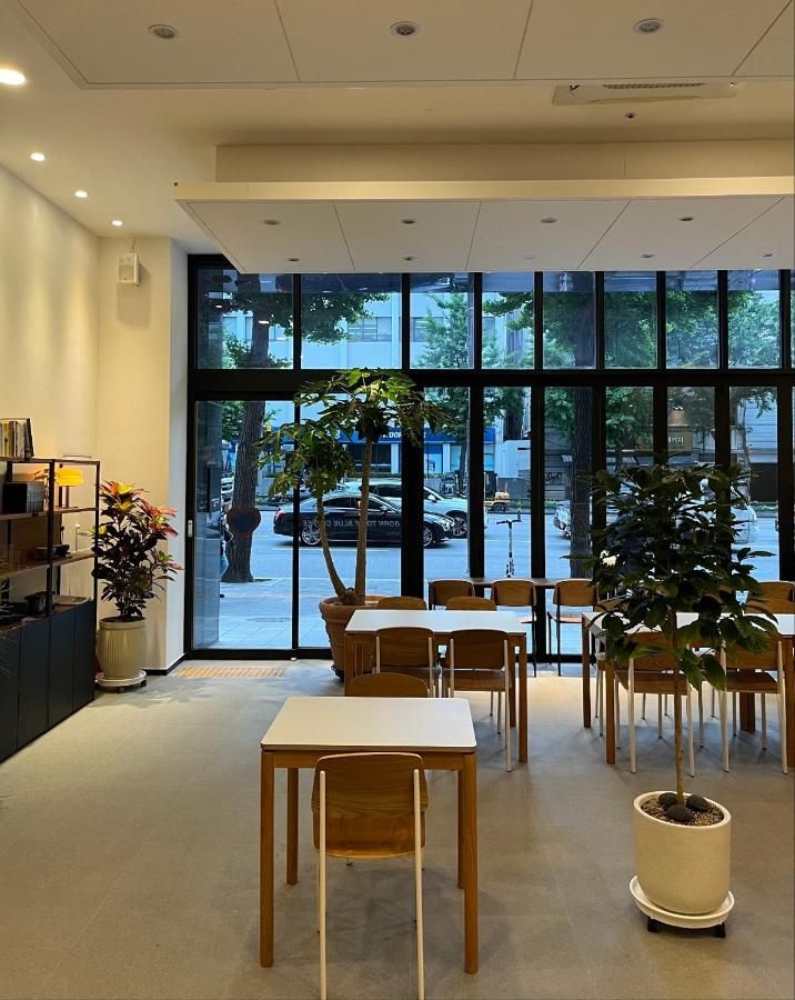 Ramada by Wyndham Seoul Dongdaemun thumbnail 3