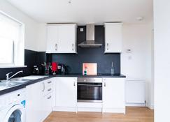 Carleys House Macduff Business Travellers - Macduff - Kitchen