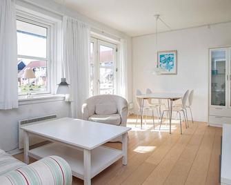 4 person holiday home on a holiday park in Borre - Borre - Salon