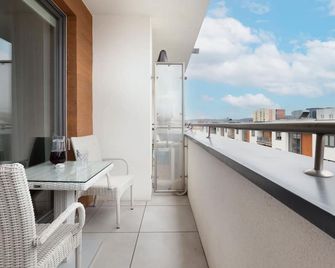 Olivia Business Centre Superior Apartmen - Gdansk - Balcón