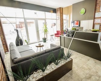 Life Otel - Eskişehir - Front desk