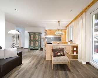 Kasperhof Apartments Innsbruck Top 6 - 7 - Innsbruck - Sala de estar