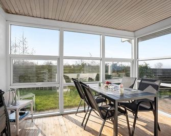 3 Bedroom Nice Home In Middelfart - Middelfart - Balcony