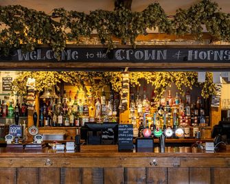 Crown and Horns Inn - Newbury - Bar