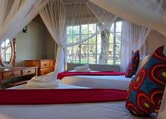 Kum Kula Lodge - Kruger National Park - Bedroom