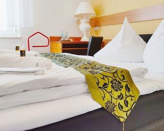 City Hotel Pforzheim - Pforzheim - Slaapkamer